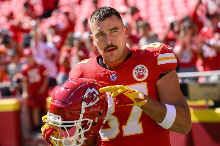 Travis Kelce’s Earnings Could Surge in the ‘Taylor Swift Era’: A Winning Play Off the Football Field
