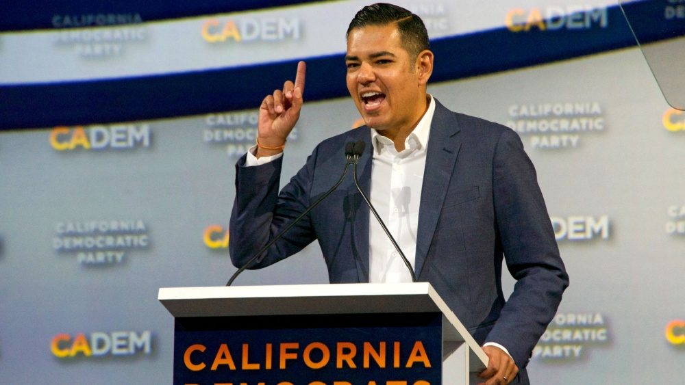 Rep. Robert Garcia elected to lead House Oversight Democrats