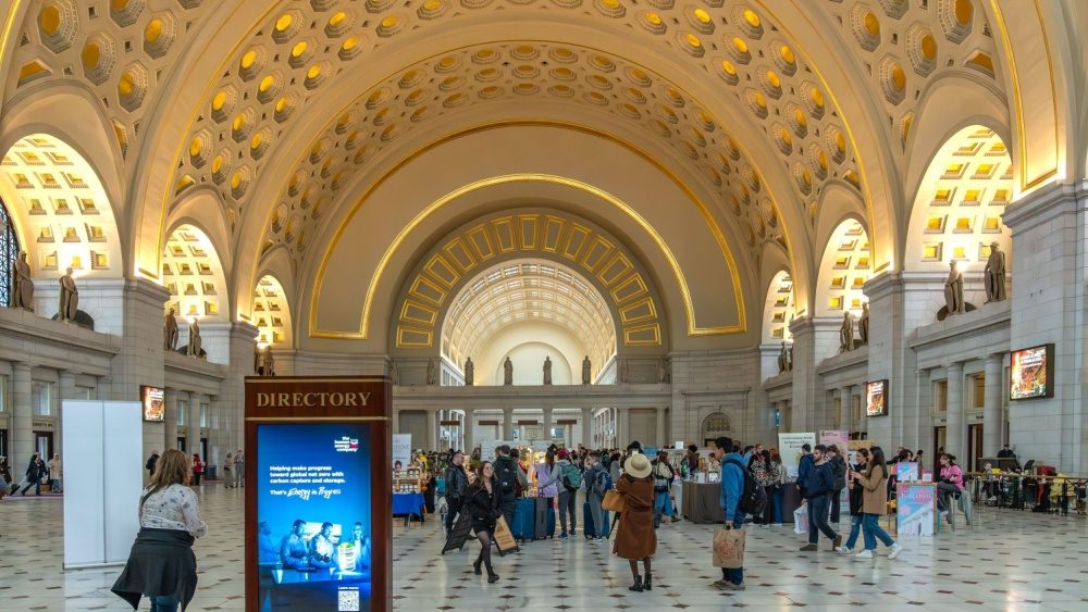 Trump administration takes control of Washington Union Station away from Amtrak