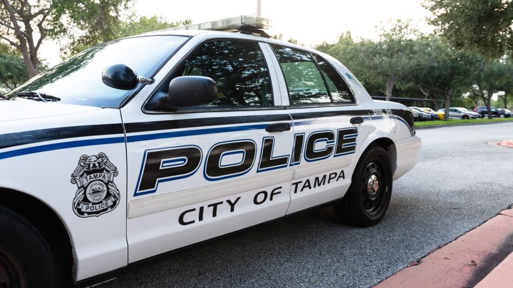 4 dead, 13 injured after police pursuit in Tampa ends with crash into crowd at bar