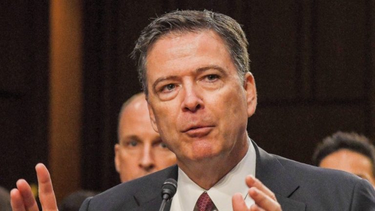 Justice Department indicts ex-FBI Director James Comey for alleged threats against Pres. Trump