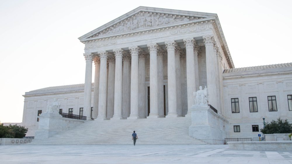 Supreme Court sides with Trump administration in green card case involving returning residents