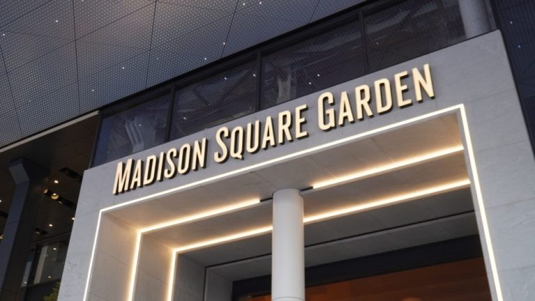 Connecticut concertgoer dies after fall during Goose concert at NYC’s Madison Square Garden